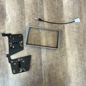 Subaru car audio replacement kit for dash with antenna extender